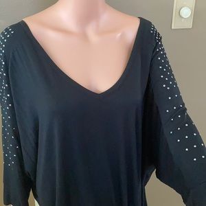 Apt9 Woman’s Blouse!!